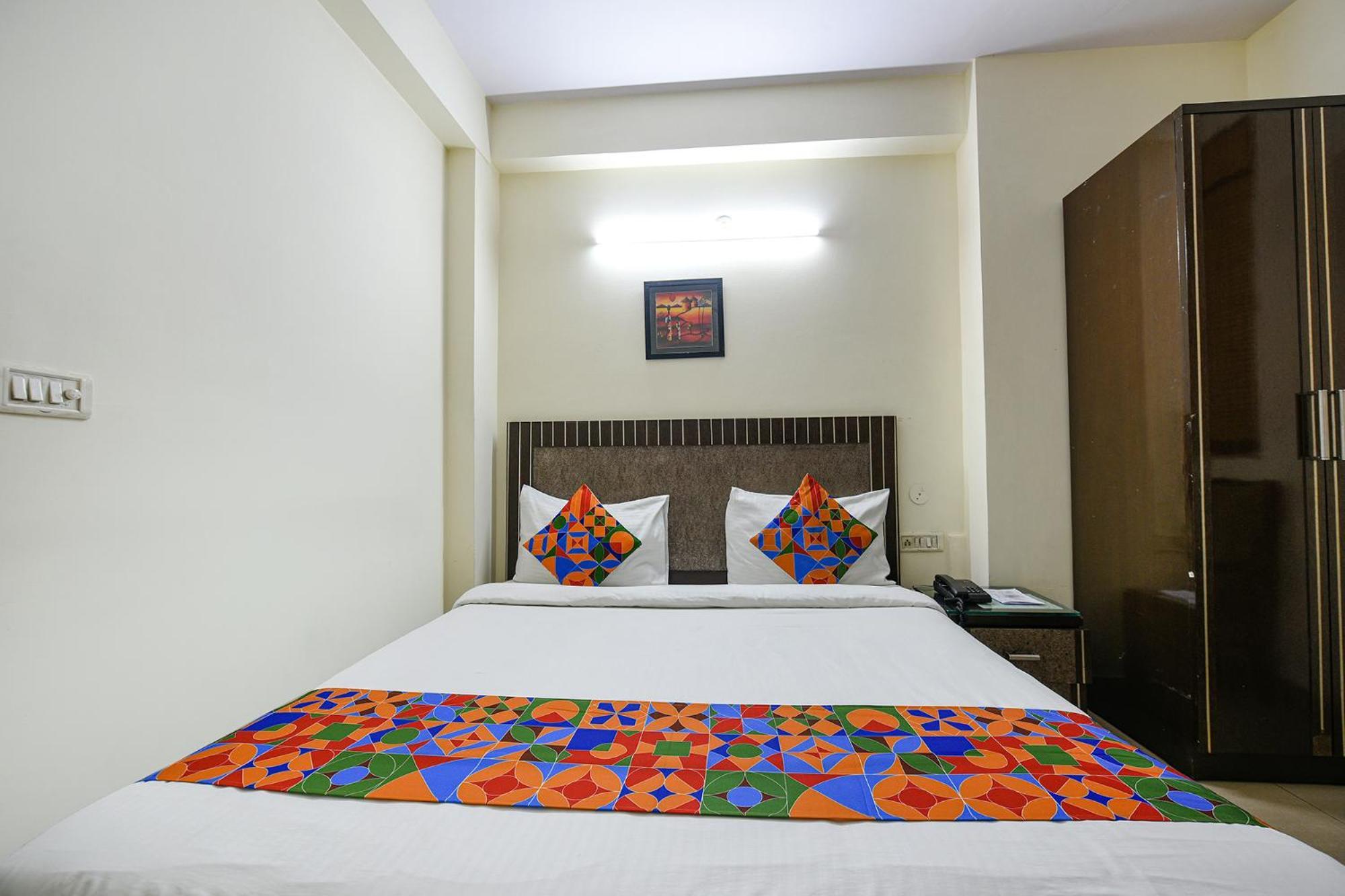 Fabhotel Swiss International Patel Nagar New Delhi Exterior photo